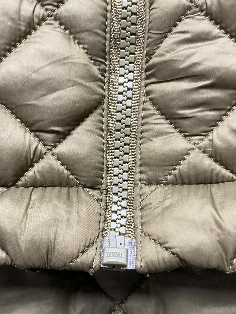 Athleta Olive Whisper Featherless Puffer Jacket Women’s Size Large - Picture 6 of 16